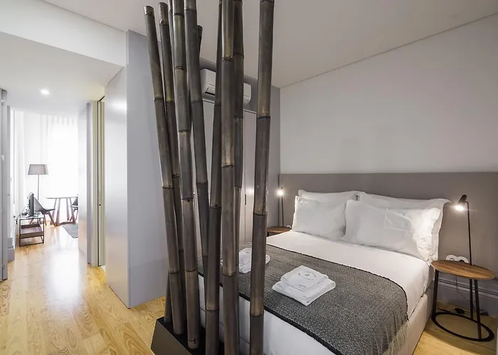 Thomaz Palace Oporto